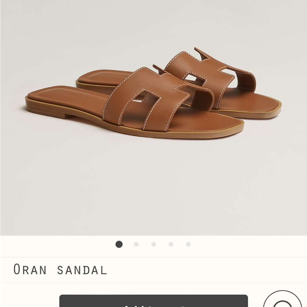 Hermes Oran Sandals in Gold - NWT  (size 38.5 EU)
